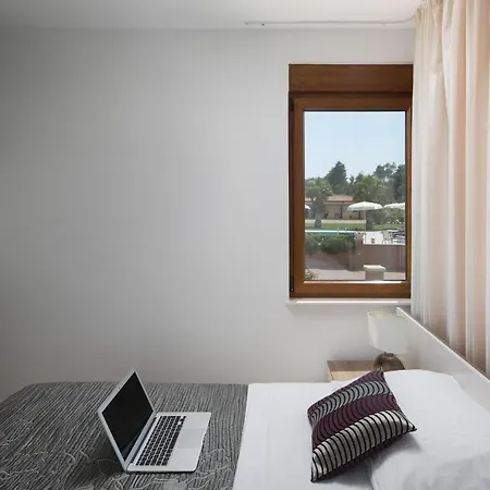 Malibu One Villa Vir