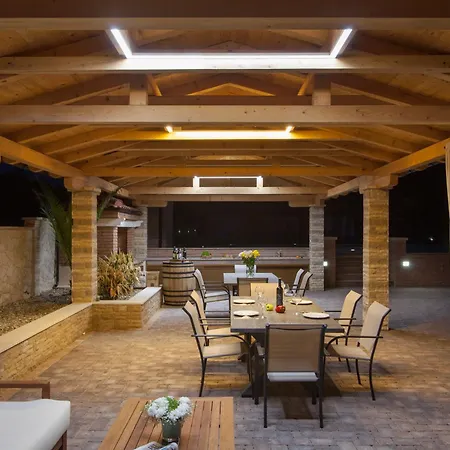 Villa Malibu One
